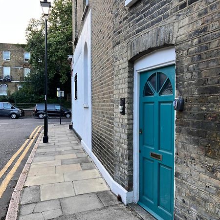 Stylish One Bedroom Apartment In The Heart Of Angel 伦敦 外观 照片